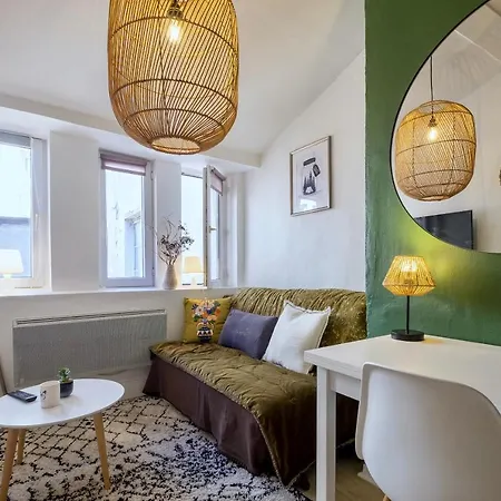 Honore Ferrandiere Apartment